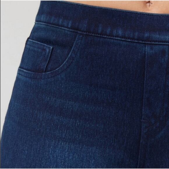 SPANX Jean-Ish Skinny Dark Wash Leggings Jeans Size Medium - Picture 2 of 12